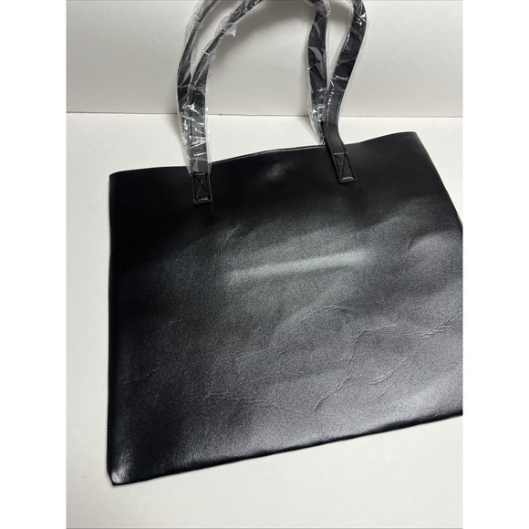 Wahine Made Co 100% Vegan Leather Black Shoulder Bag 14x16 In - Picture 5 of 5